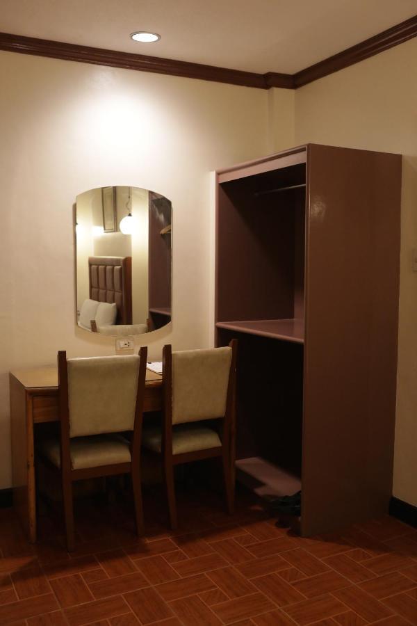 Amalfi718 Hotel Lipa City Exterior photo